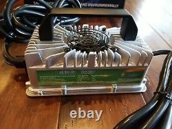 YILEIDE E800W Seris 48V15A Golf cart Battery Charger with Plug and Cable Inte